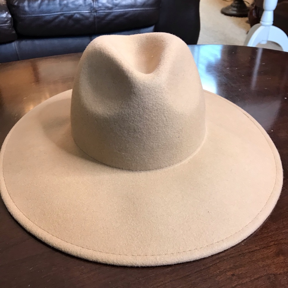 Tan forever 21 hat